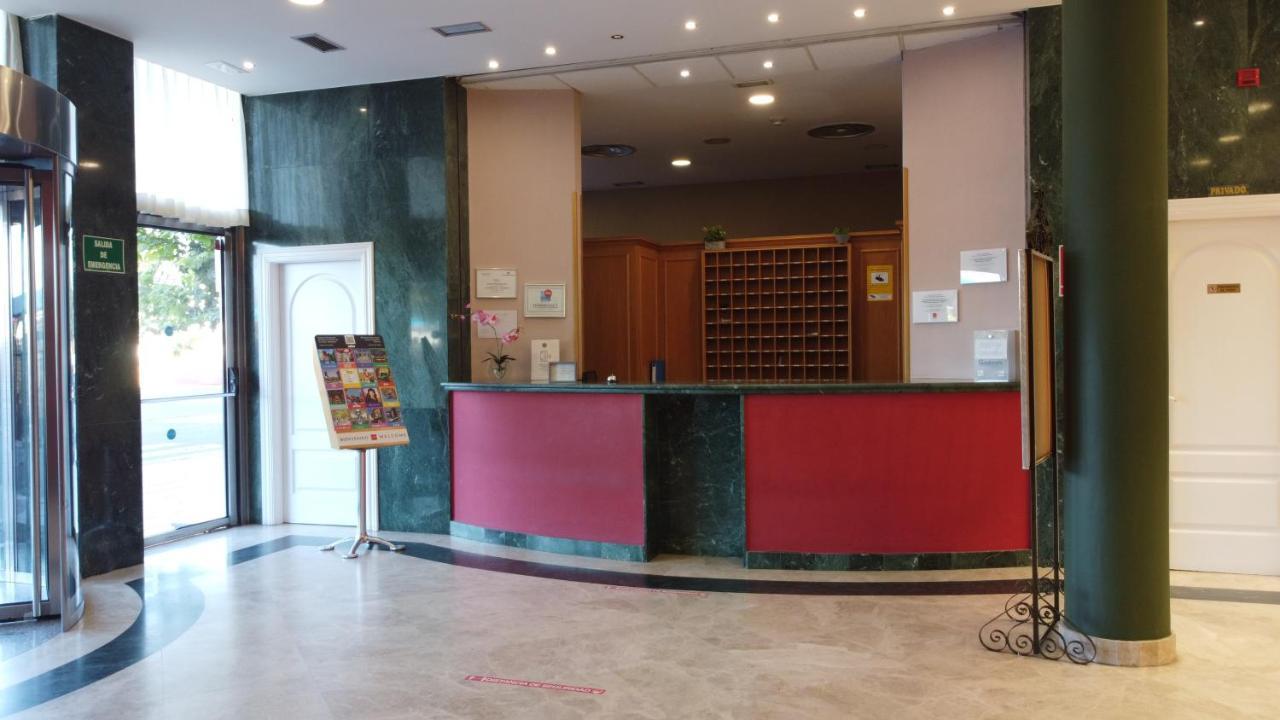 Checkin Madrid Parla Exterior foto